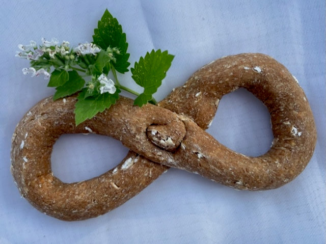 Lovin' Loop, a pair (of course)